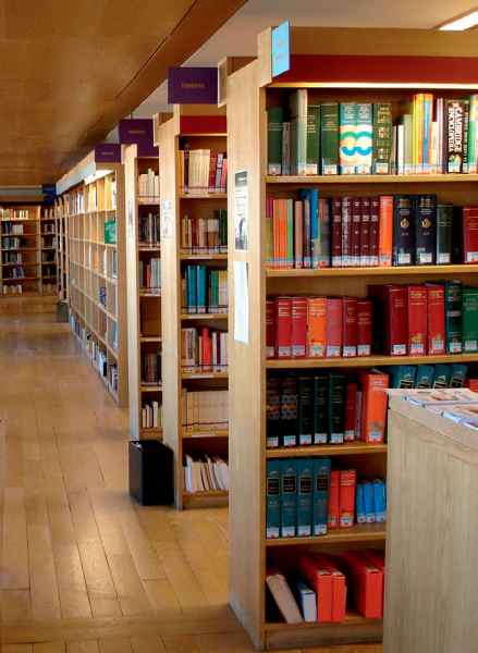 biblioteca 4